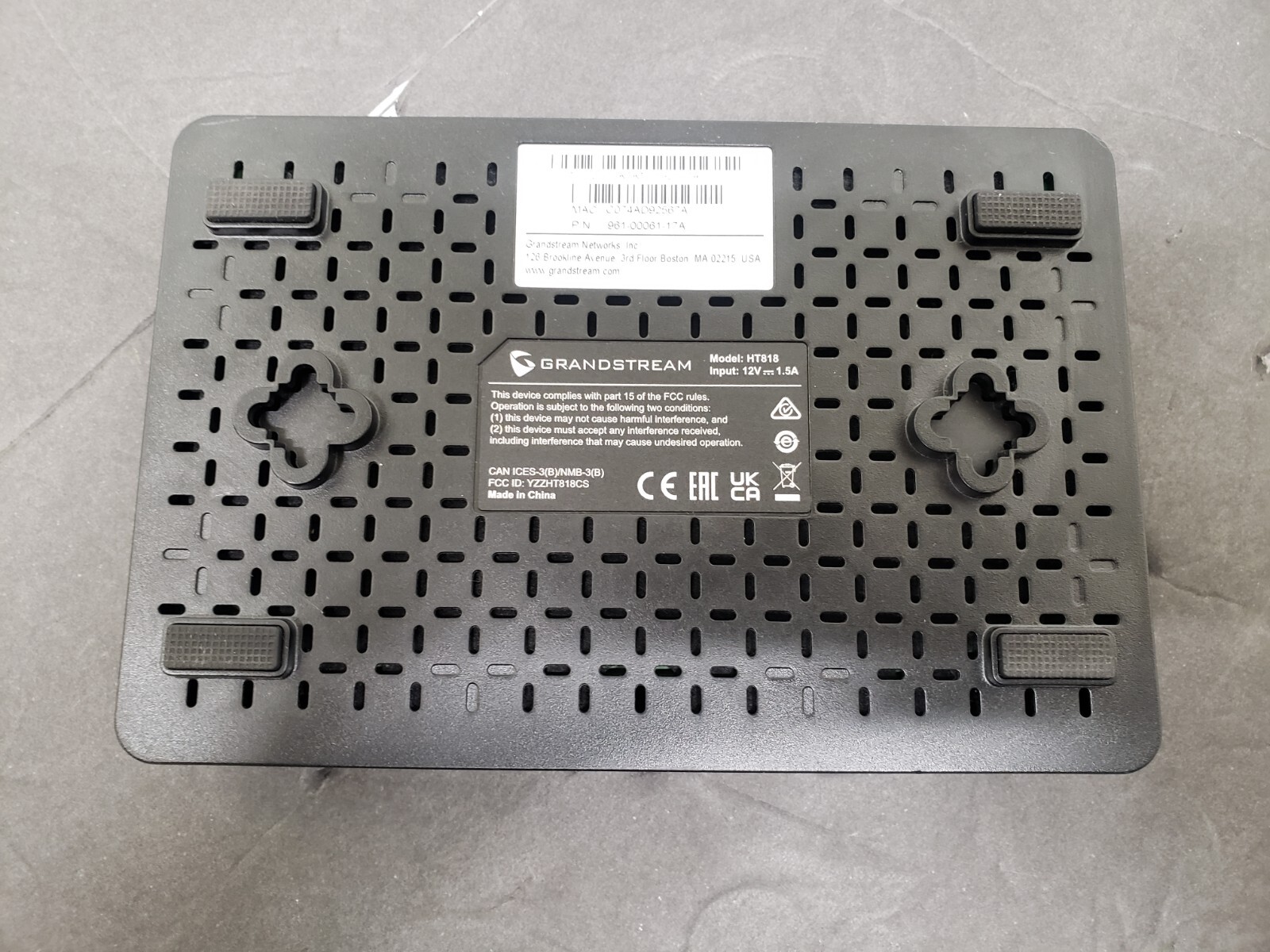 Grandstream HT818 8-Port Analog Telephone Adaptor * READ DESCRIPTION *