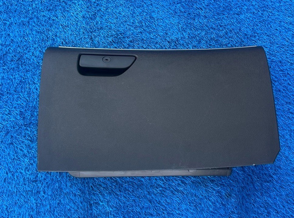 2011-2019 Ford Explorer Black Glove Box Dash Storage Silver OEM BB53-78060T10