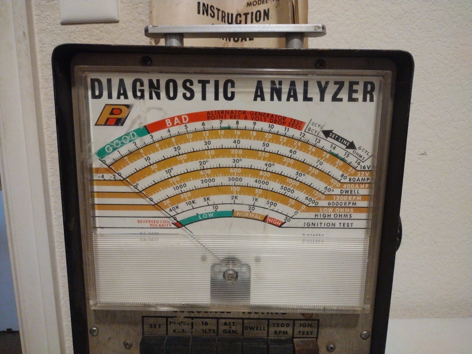 Diagnostic Analyzer Model AA-17 Peerless Instrument Co With Manual & Cables. E
