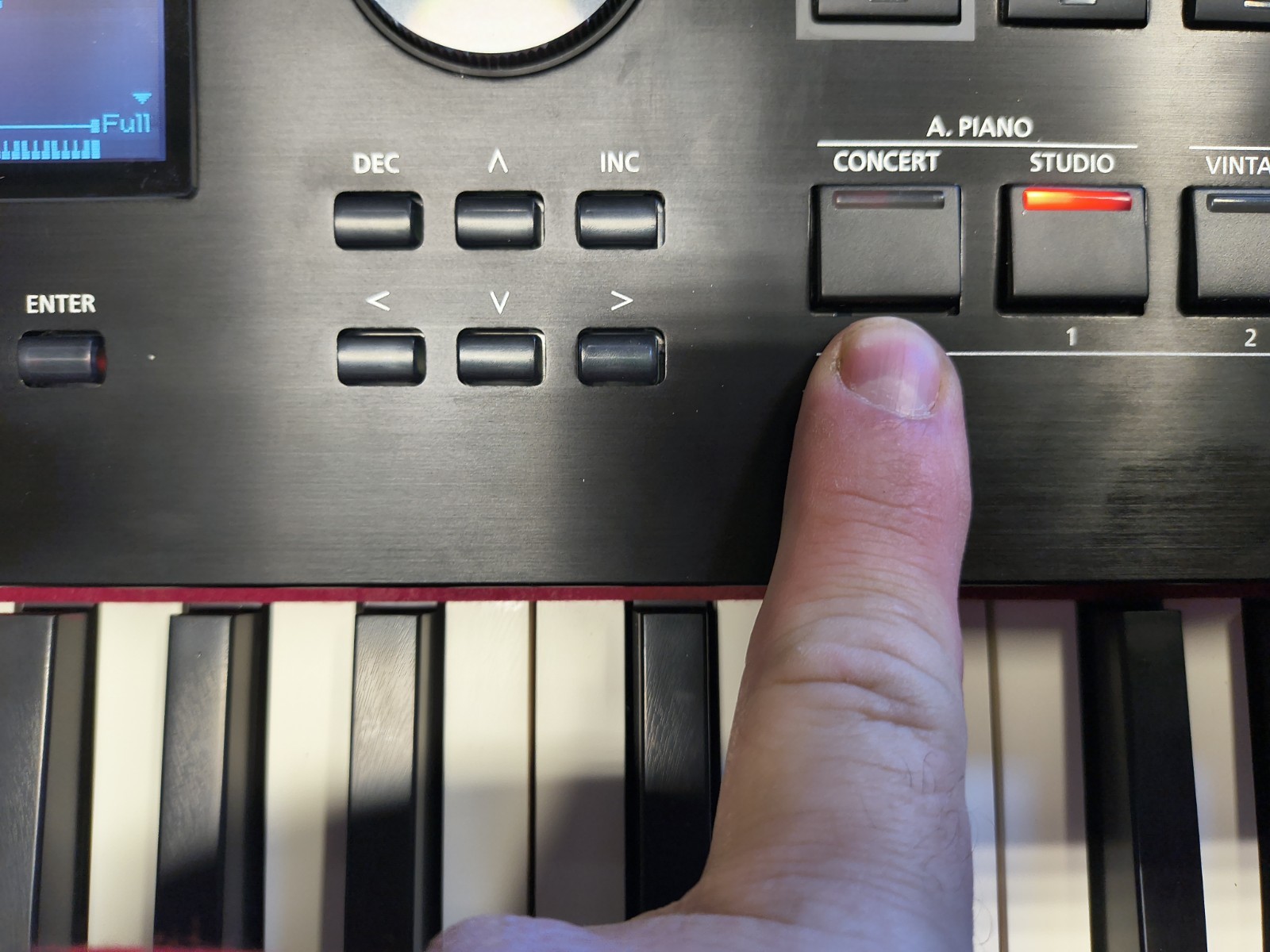 Roland RD-2000 EX digital stage piano in black, used with issues