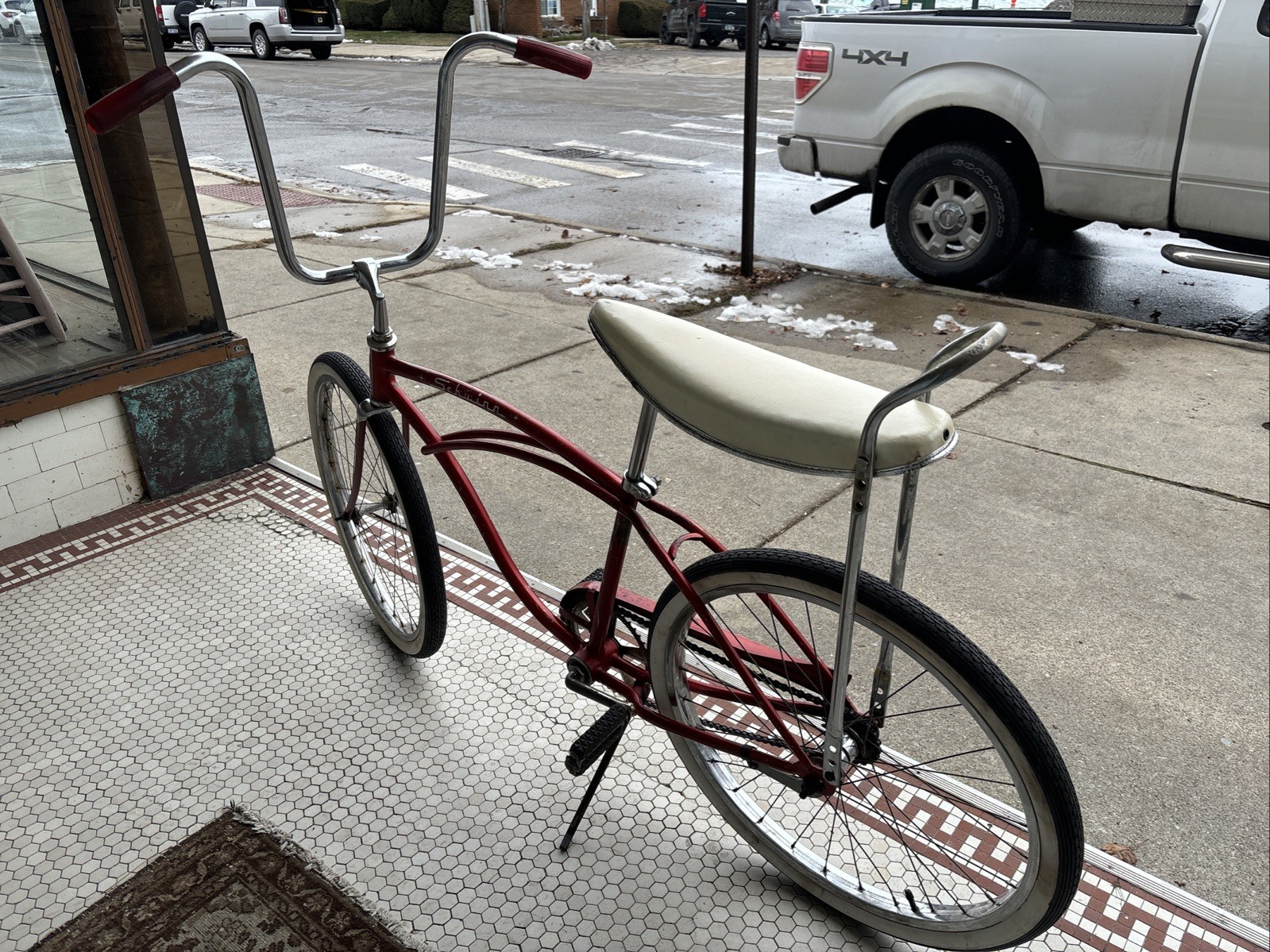 Vintage Schwinn Stingray/Typhoon 1964 Men’s 24” Bicycle