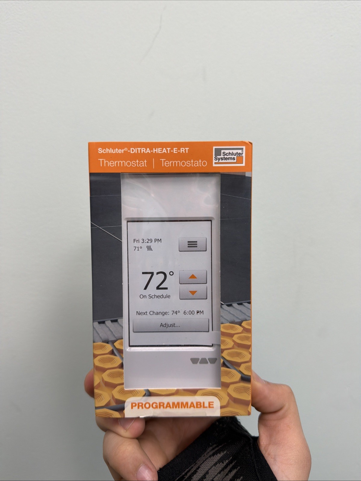 Ditra Heat Touchscreen Programmable Floor Heating Thermostat (HEAT-E-RT). WHT.