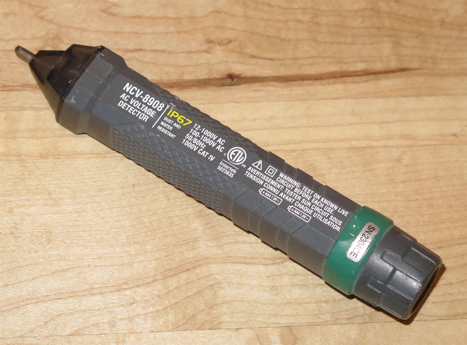 Commercial Electric NCV-8908 Non-Contact AC Voltage Tester Detector 12-1000vac