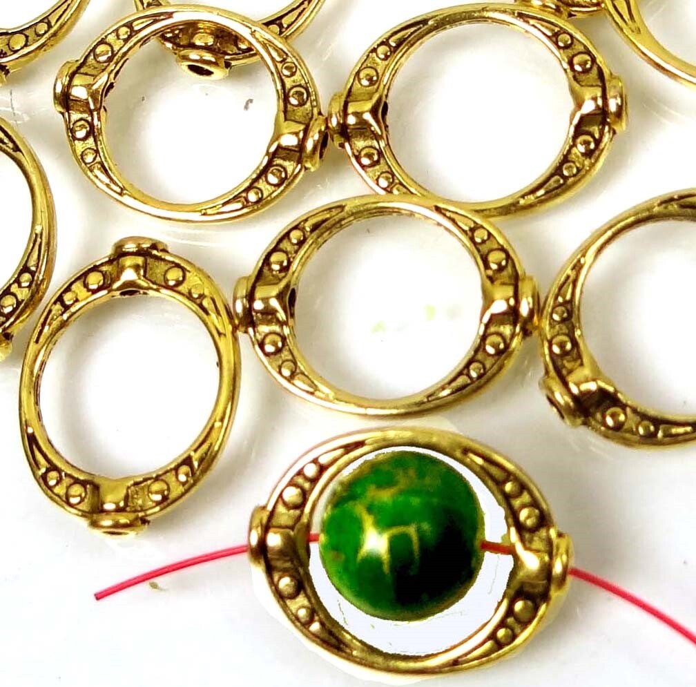 20 Antique Golden Pewter / Alloy Dodut Frame Gun Metal Oval Beads 20x15mm