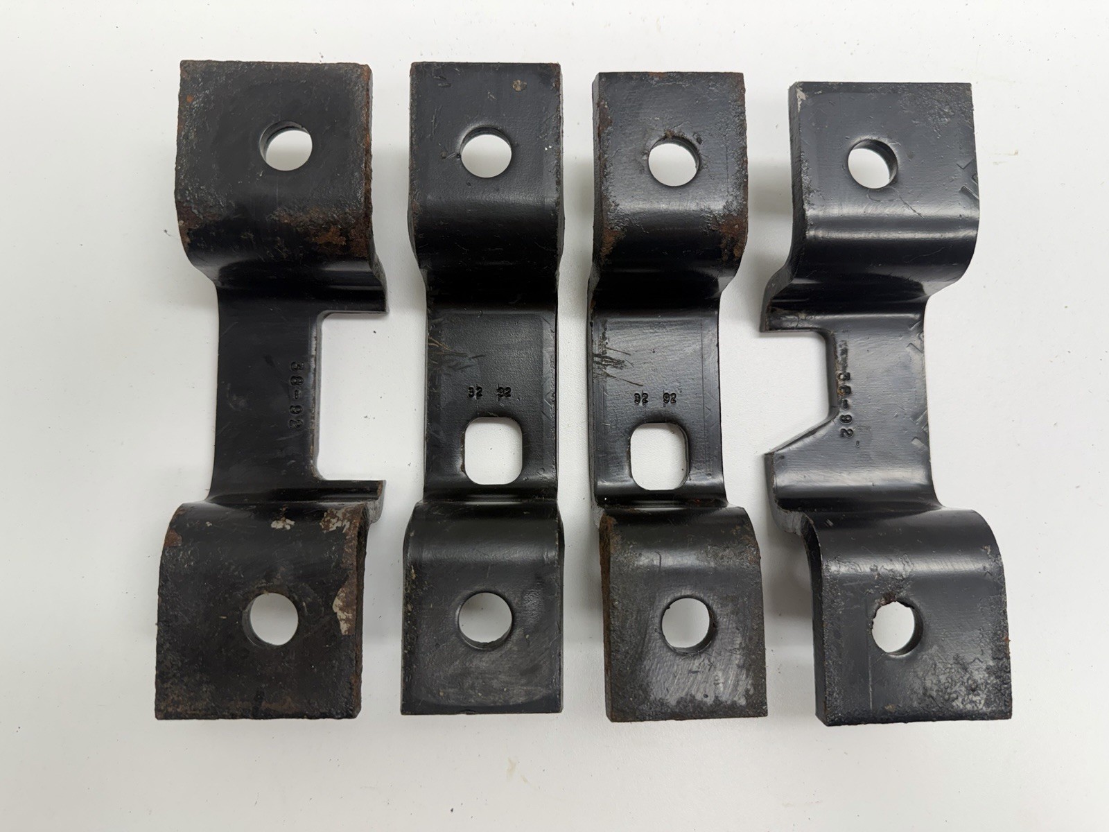 92 - 07 FORD VAN ECONOLINE E SERIES CLUB WAGON BENCH SEAT MOUNTING BRACKETS B22