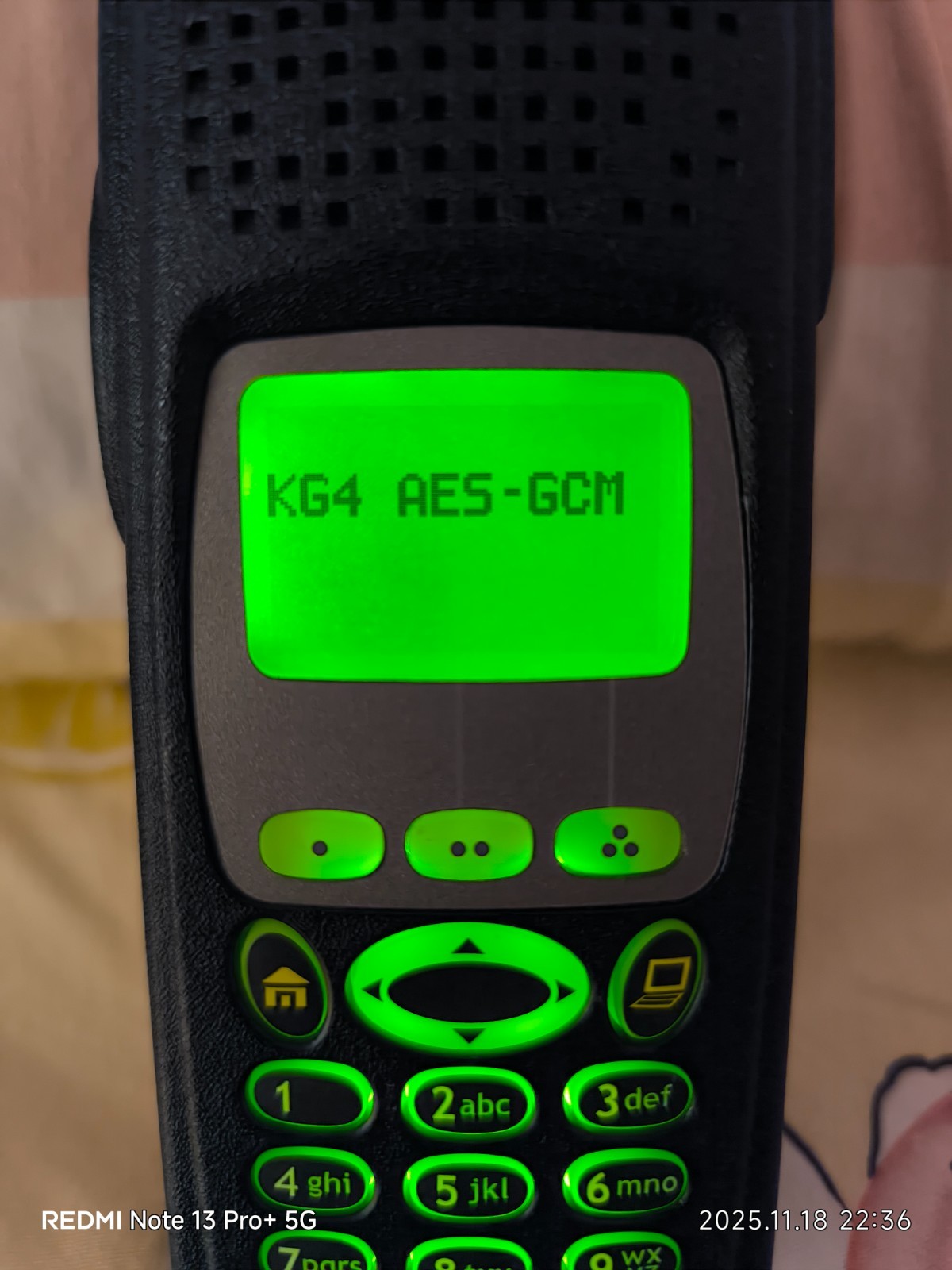 Motorola XTS5000 III 450~520Mhz DES-OFB, DES-XL, AES-256, AES-GCM Encryption