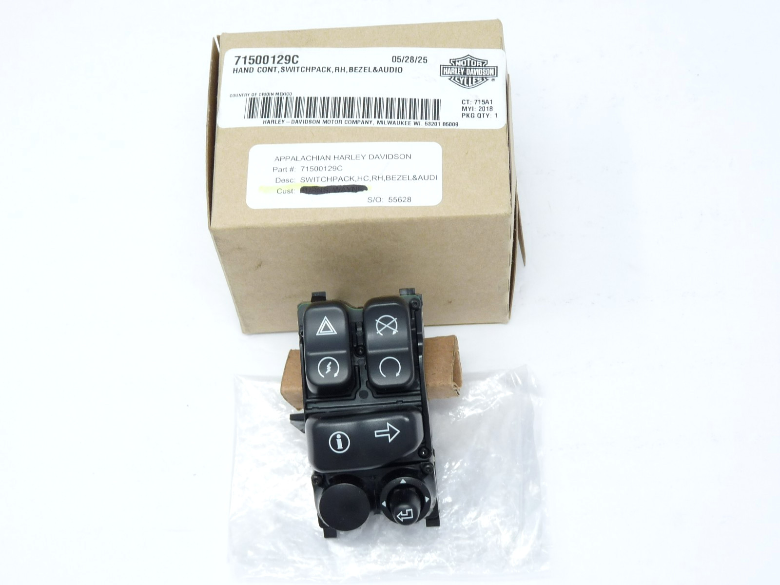 GENUINE HARLEY DAVIDSON RH CONTROL SWITCH PACK 19-23 STREET ROAD GLIDE 71500129C