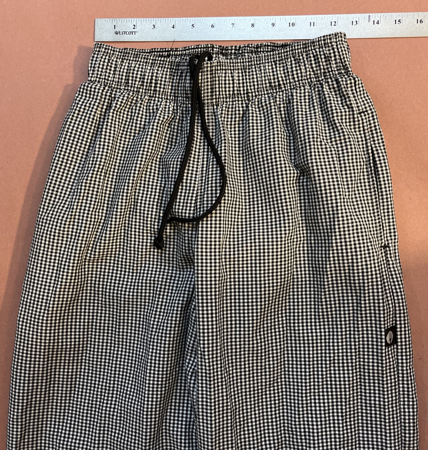 CHEF WORKS BLACK & WHITE CHECKERED DRAWSTRING PANTS SIZE SMALL