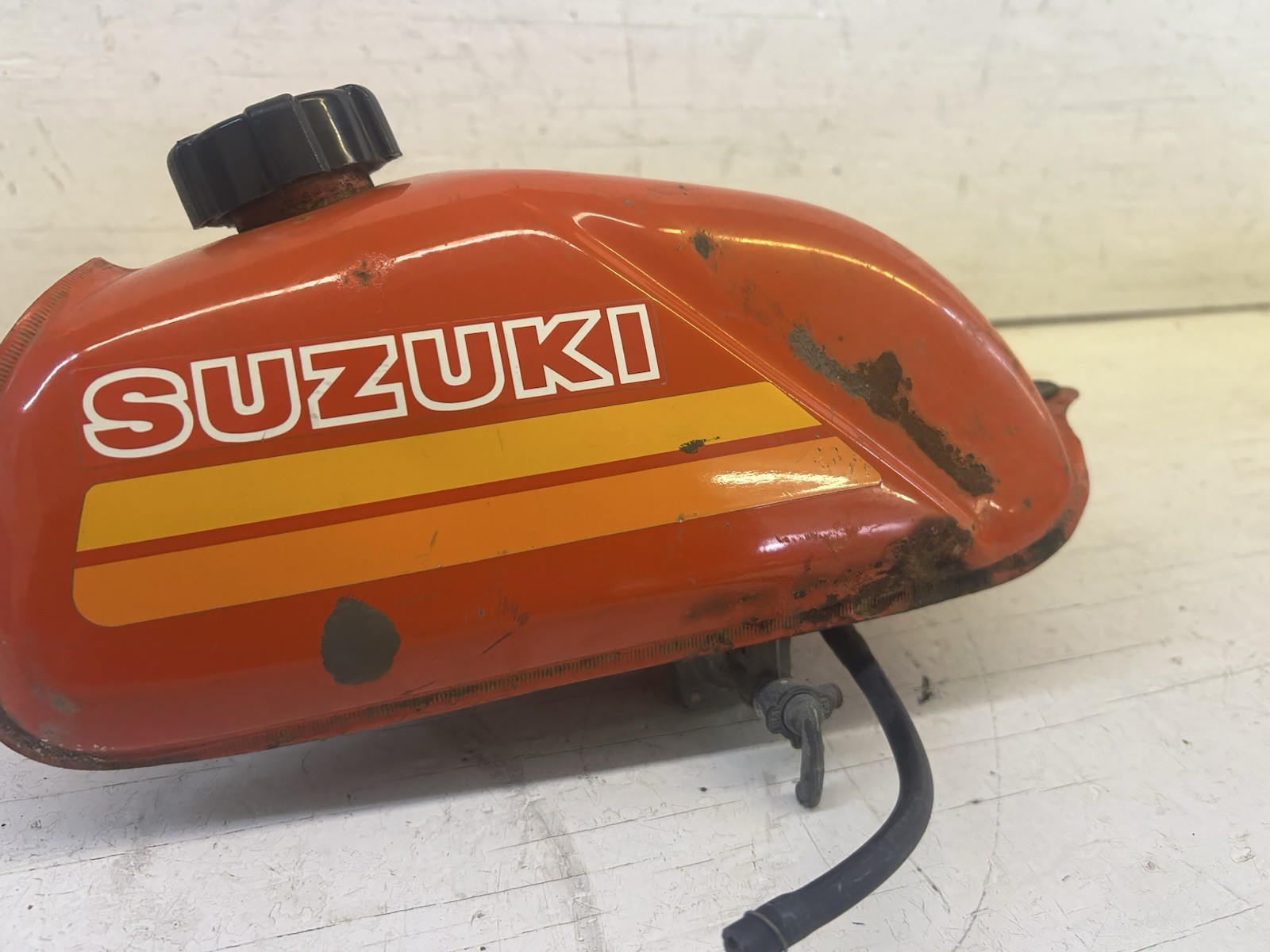 1984 Suzuki LT 50 used Gas Fuel Tank Rusty ^^^