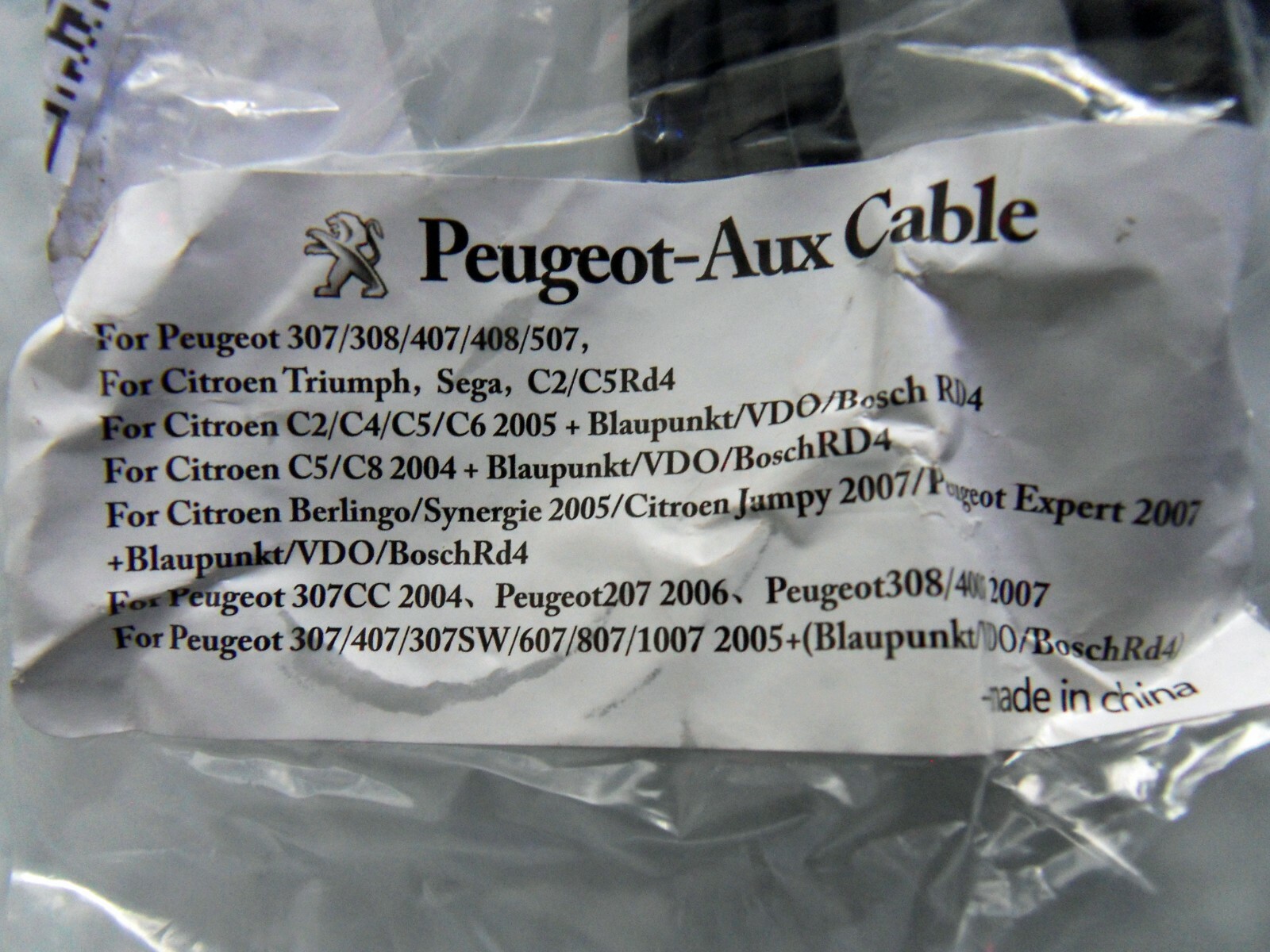 Car Audio 3.5mm Female Jack AUX Adapter Peugeot 307 308 407 408 507 Citroen L