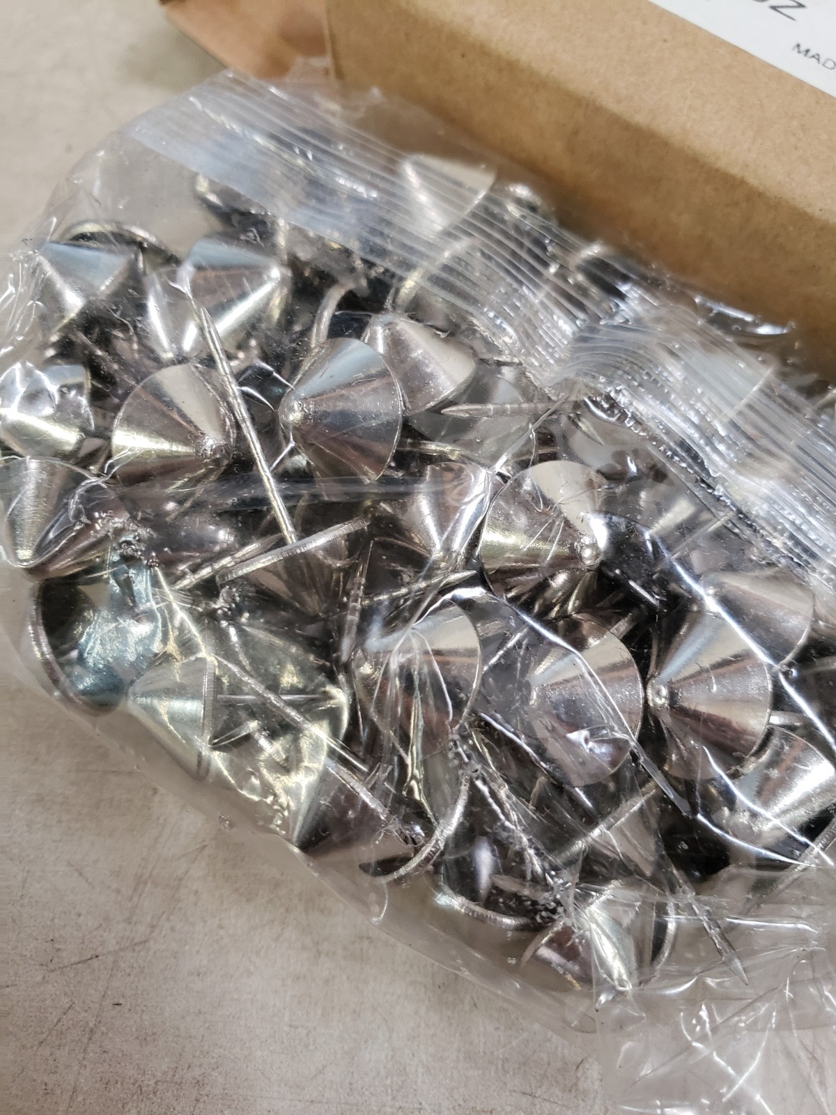 Lot of 200 - Alpha Security Products 10009415 Conepin4s-10000