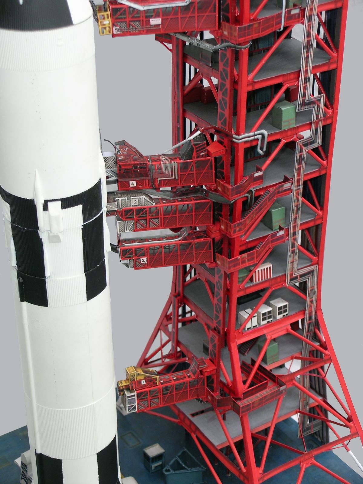 Launch Umbilical Tower LUT Craft Model for Monogram,Airfix 144 Saturn V PLS.READ