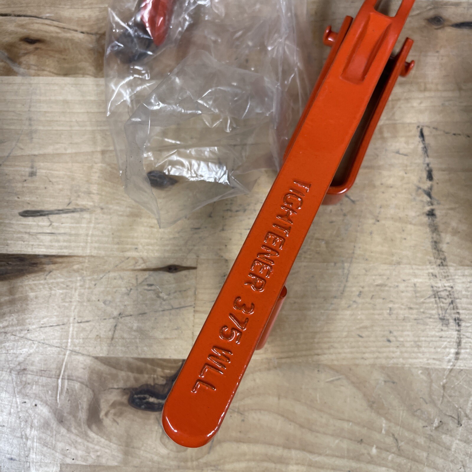 2 Pack 3/16” 375 Lb. Load Capacity Lever Load Binder 91002 New