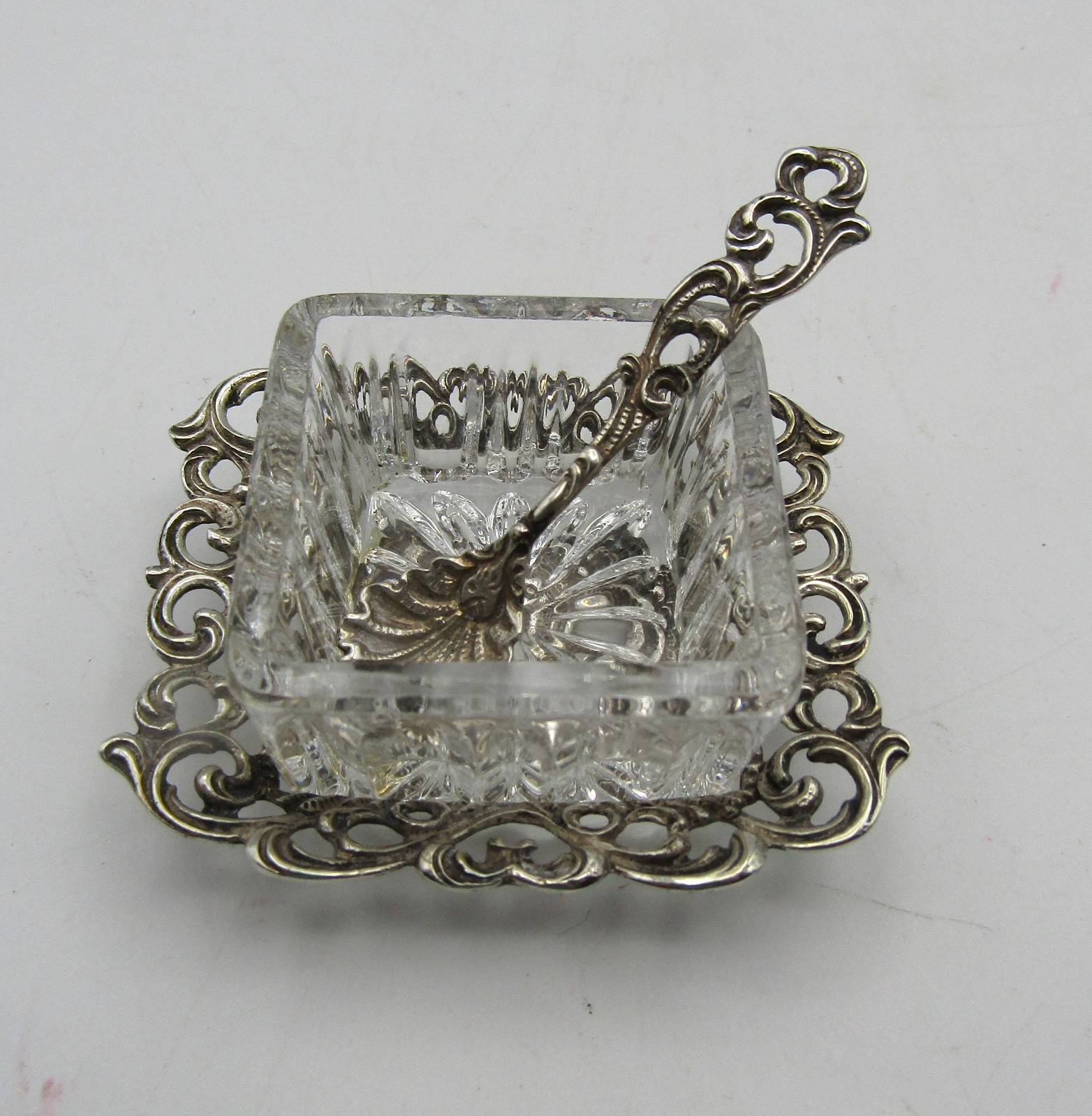 ANTIQUE ORNATE 835 SILVER SALT CELLAR with SPOON