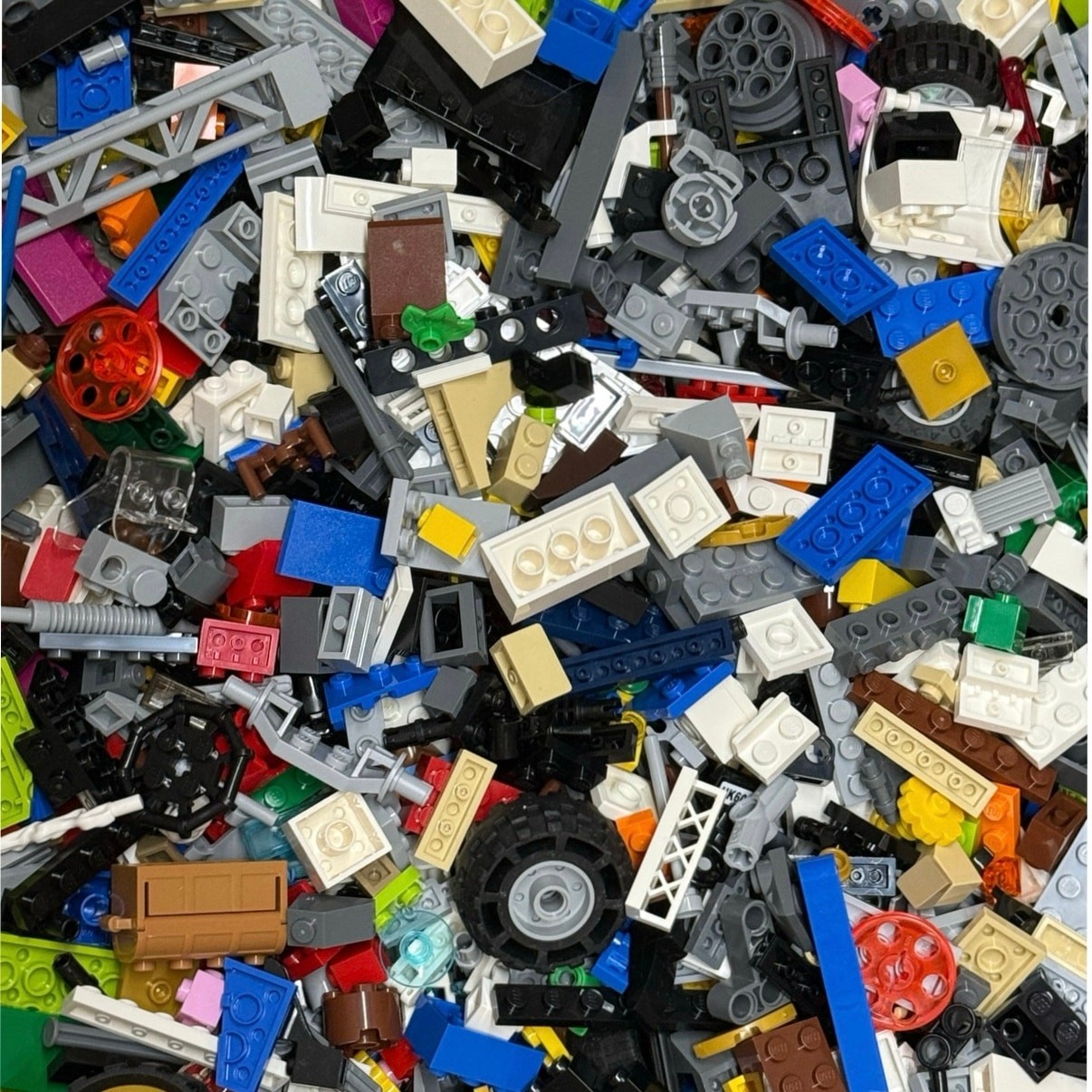 Mixed Lot of 29 lbs of Legos