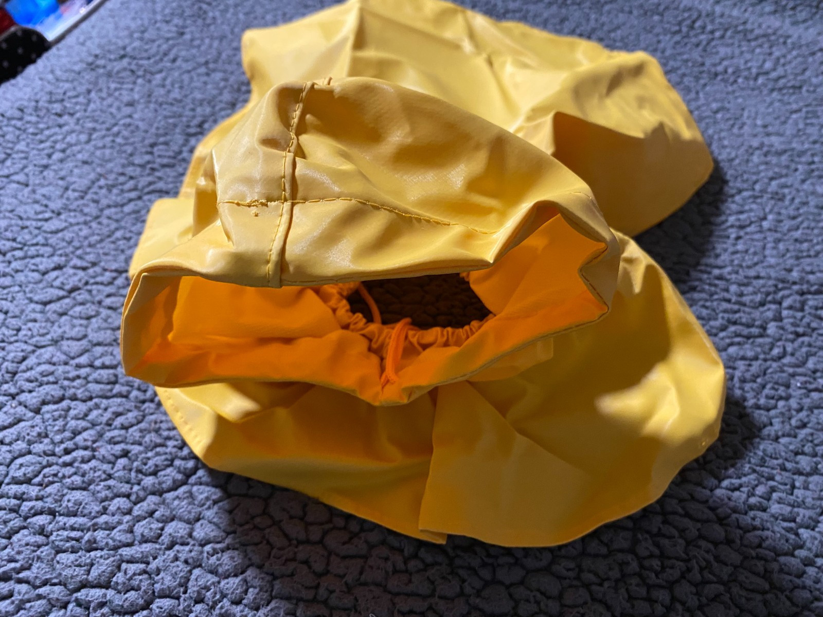 DoggiDuds Dog Rain Slicker Pancho - Size Medium - Dog Vinyl Rain Coat