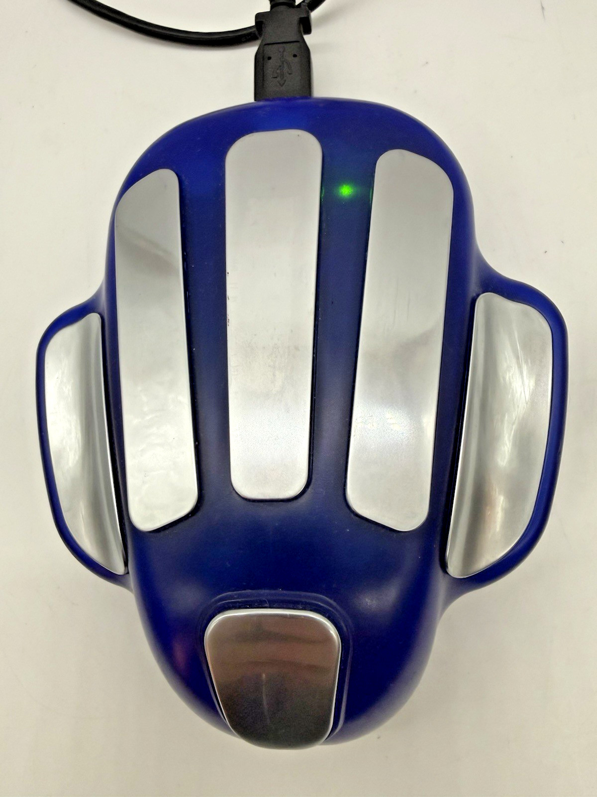 Zyto Hand Cradle, USB Cable, Powers On