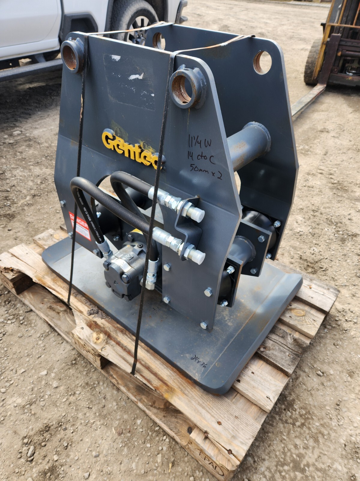 New GENTEC GE970 Excavator Hydraulic Vibratory Plate Trench Compactor 50mm pin
