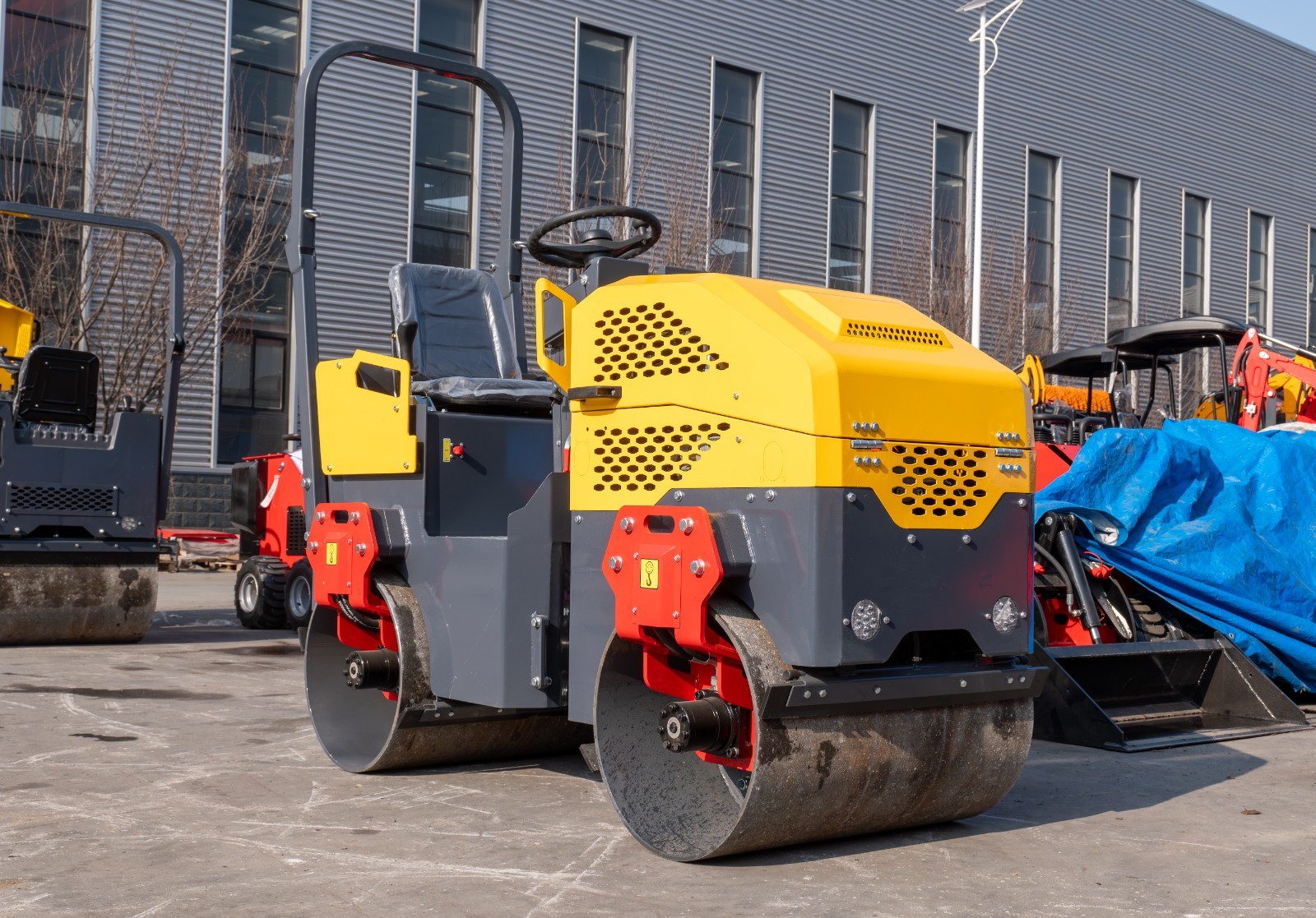 2Ton Road Roller Tandem Smooth Drum Vibratory Road Roller Soil Asphalt Compactor