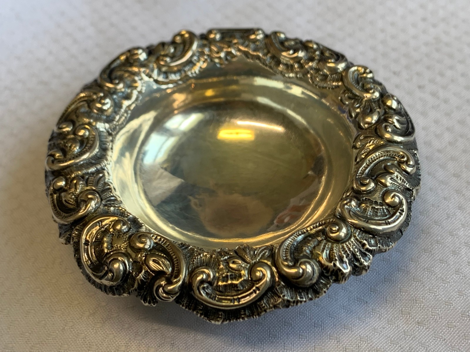 Antique Sterling Silver Condiment Dish Master Salt Cellar 37.84g Floral Repousse