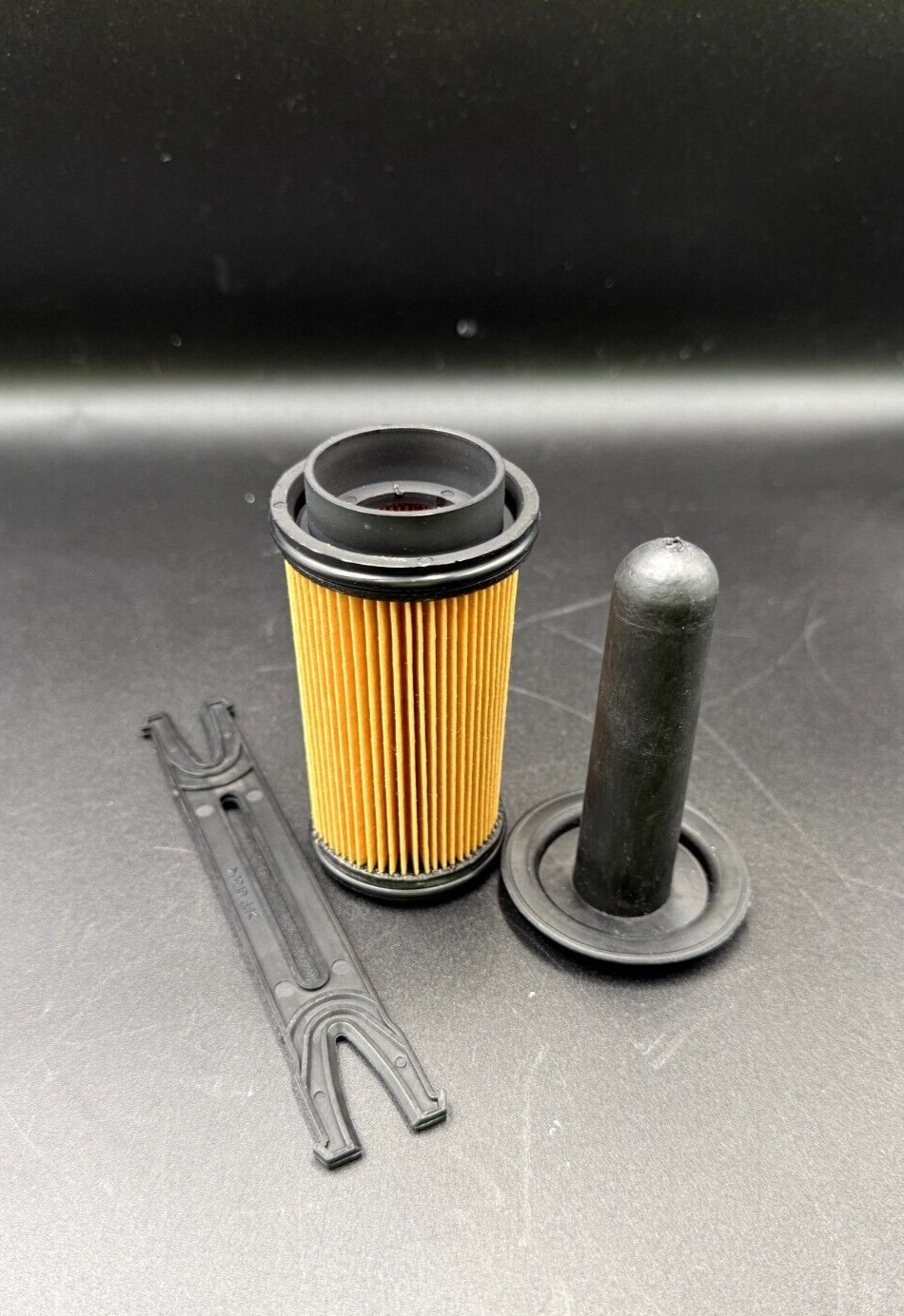 Volvo DEF 23381562 OEM D13, Mack MP8