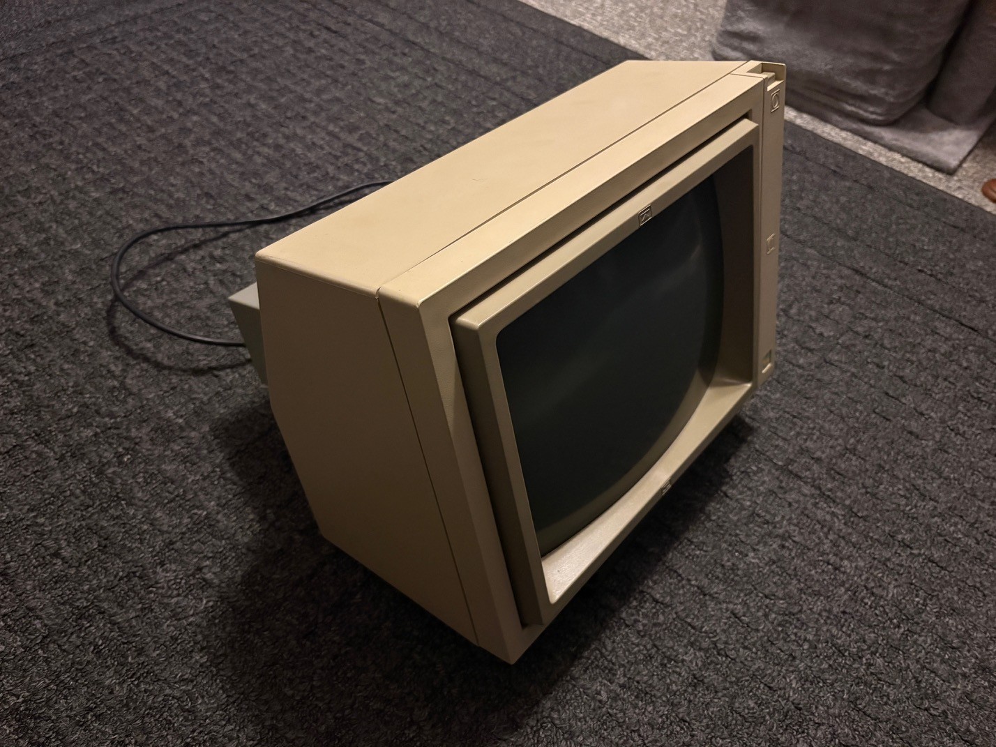 Apple II A2M2010 Green Phosphor Composite Tilt Screen Monitor Tested & Working