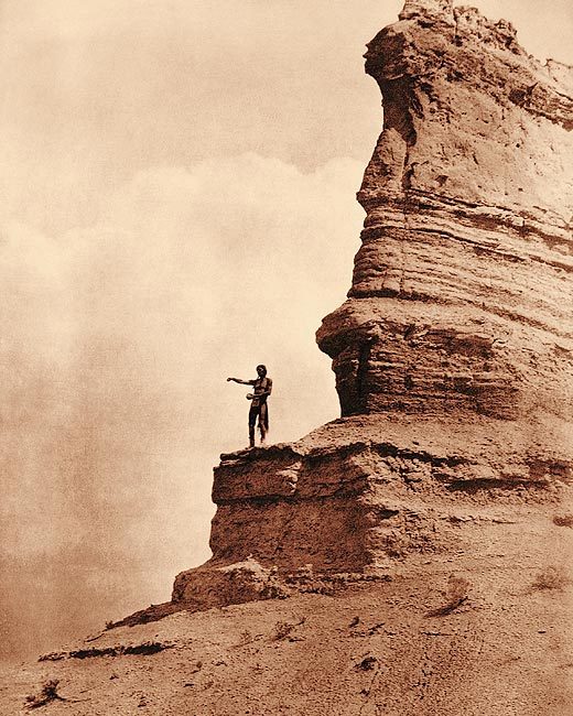 EDWARD S. CURTIS OFFERING TO THE SUN INDIAN 8x10 GLOSSY PHOTO PRINT