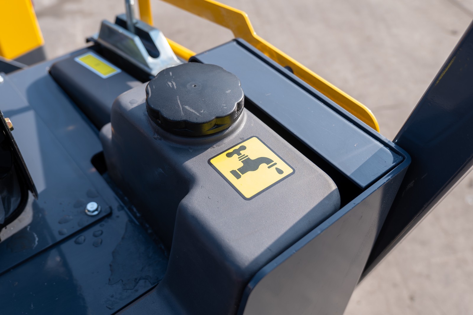 2Ton Road Roller Tandem Smooth Drum Vibratory Road Roller Soil Asphalt Compactor