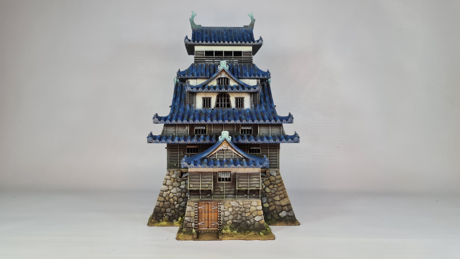 Hatsume 3D Printed Japanese Castle 28mm Miniature for Tabletop RPG