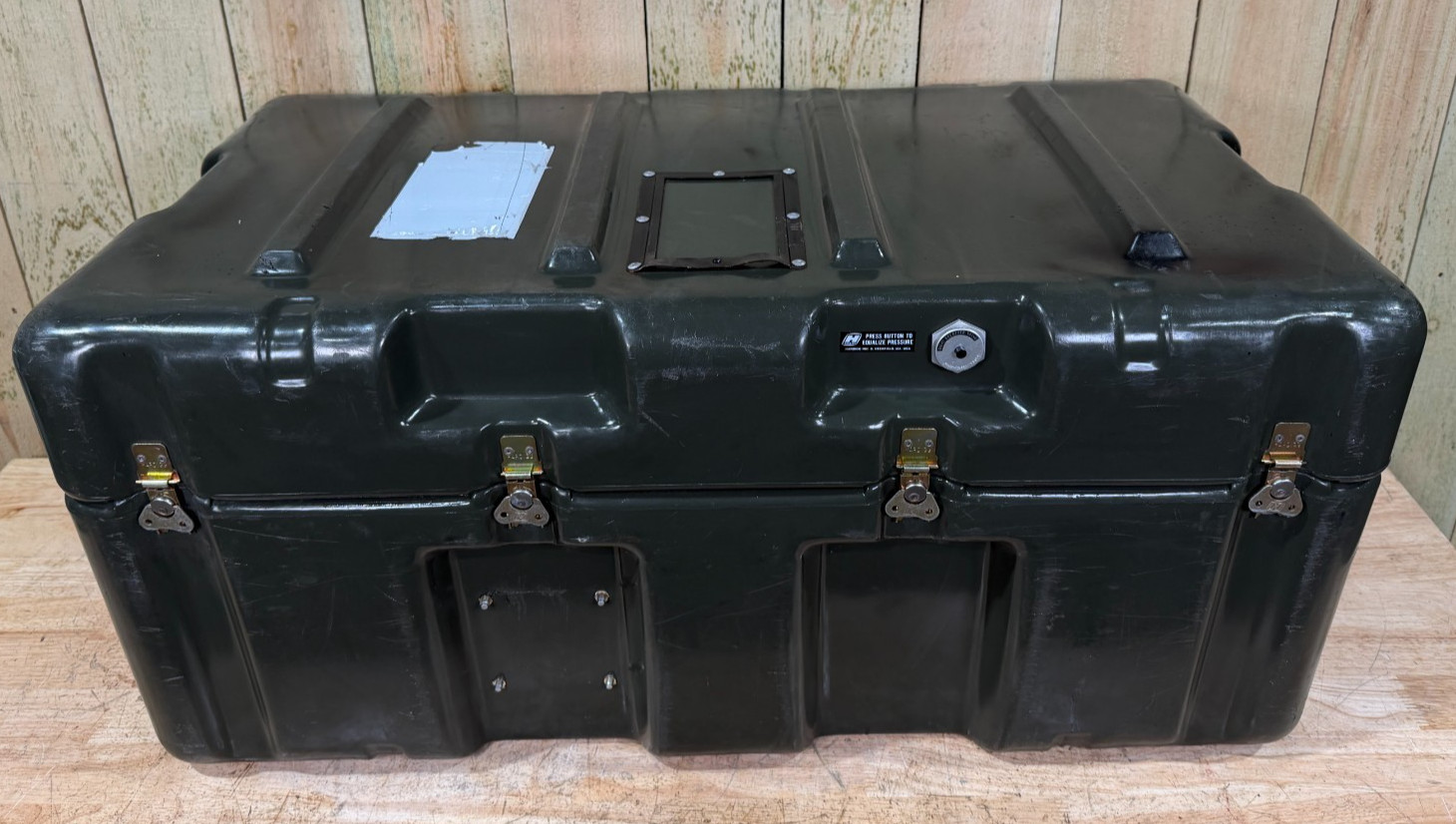 Pelican Hardigg Case 37x21x17 Green Waterproof Storage Footlocker