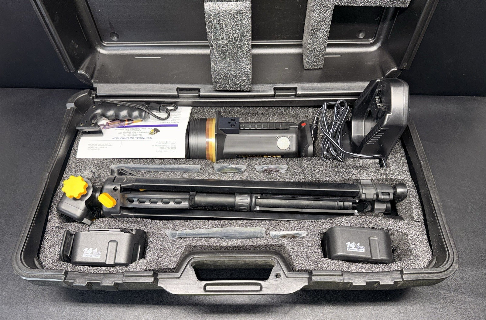 Sirchie GoldPanther FAL200, Portable Forensic Light Source, w/ Carrying Case