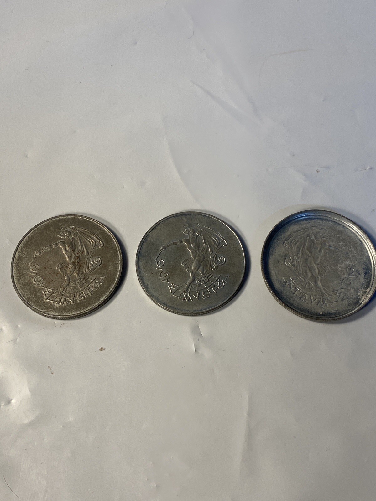 Magic Mysto Dancing Devil Magician - 30mm 2 Tokens 1 Hollow Shell 3 Tins W/Lids