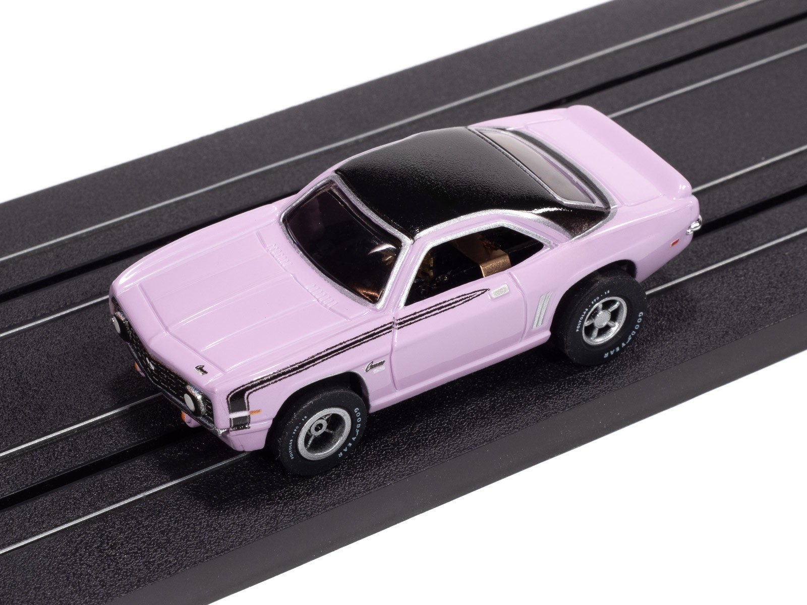 Auto World 1969 Chevy Camaro HO Scale Slot Car SC410