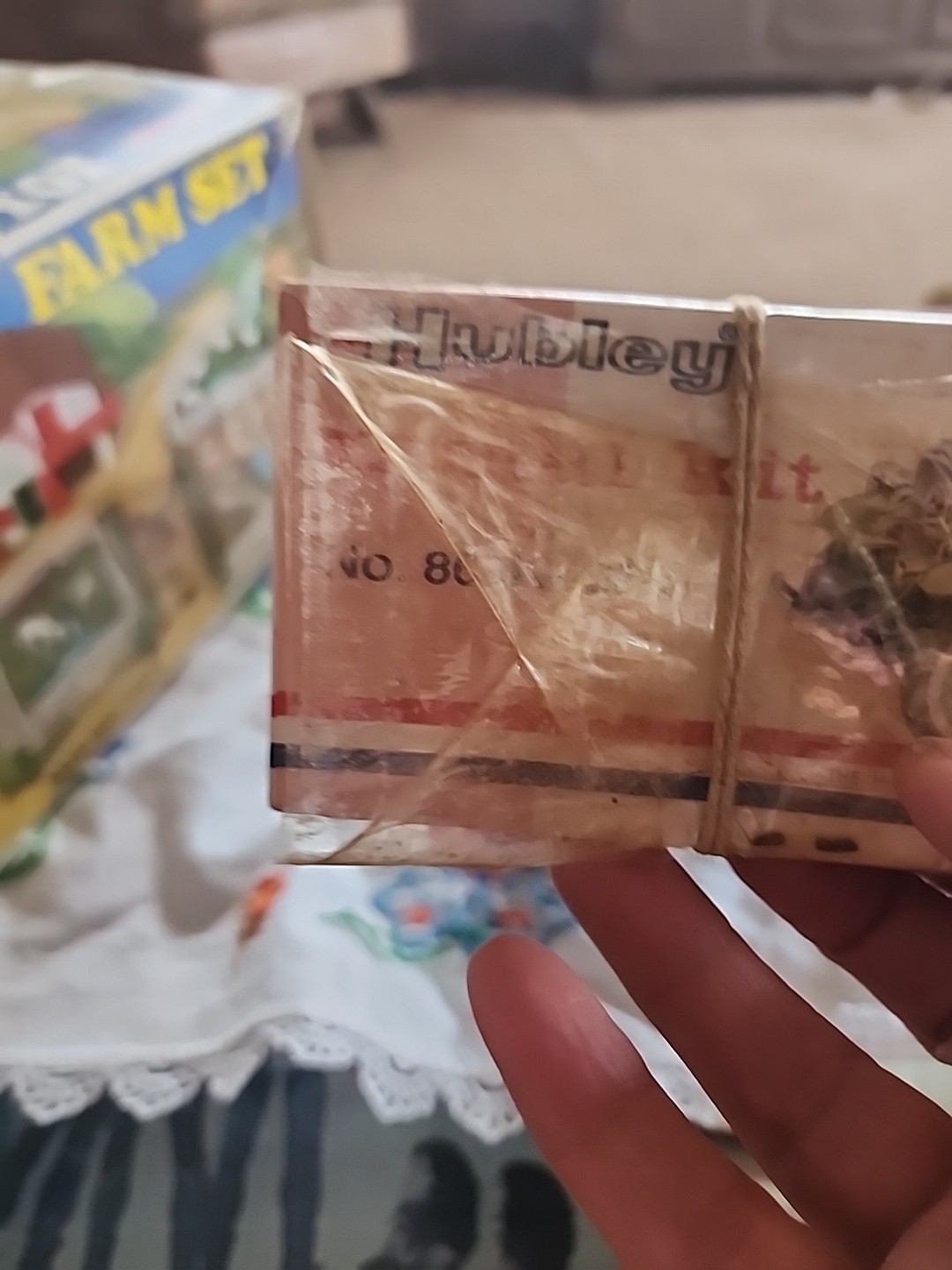 VTG NOS MIB CELLOPHANE IS LOOSE 1960S METAL KIT CHEV PHAETON BY HUBLEY