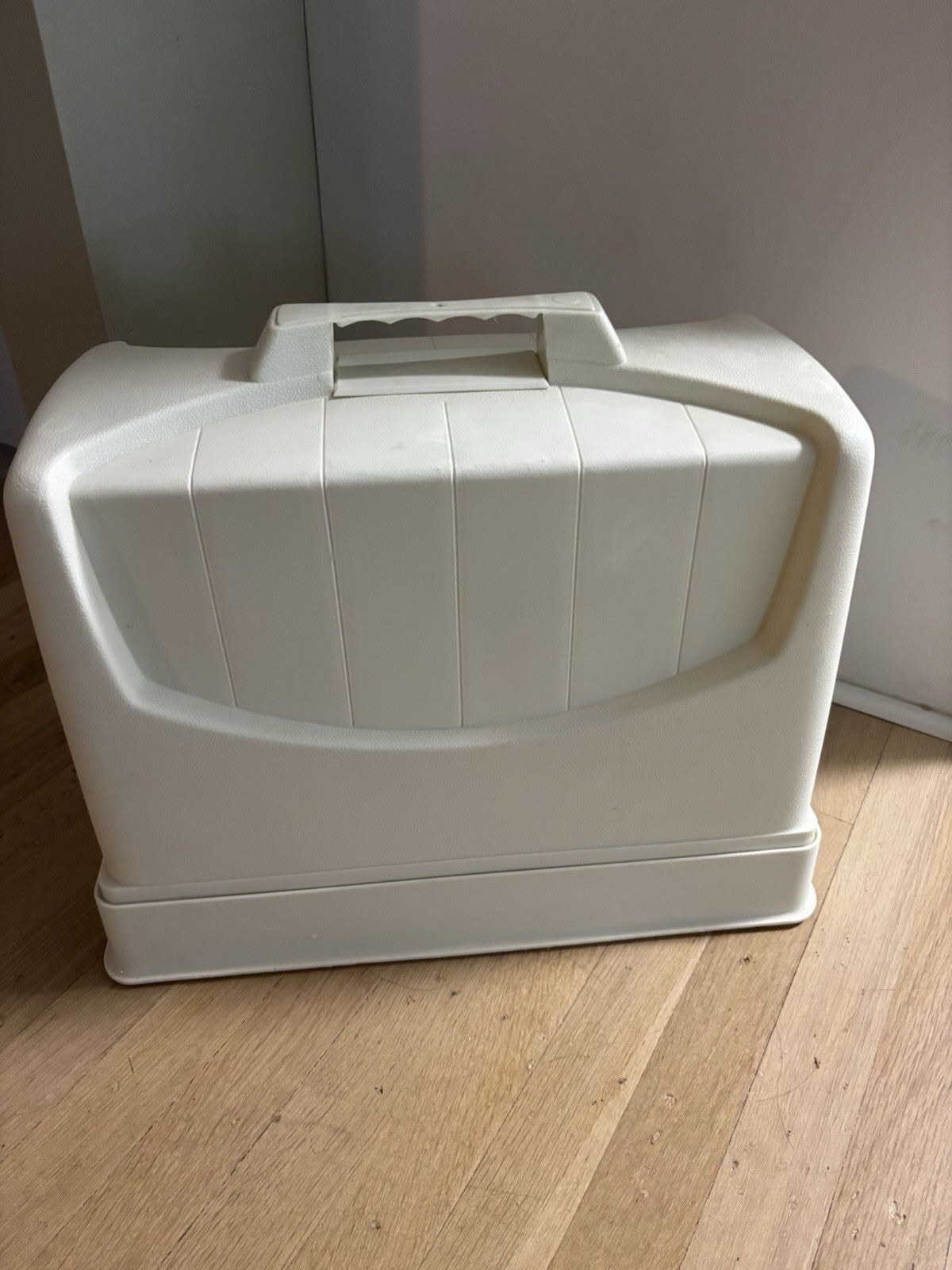 Vintage Sewing Machine Hard Storage Carrying Case Heavy Duty! Fits Most Machines