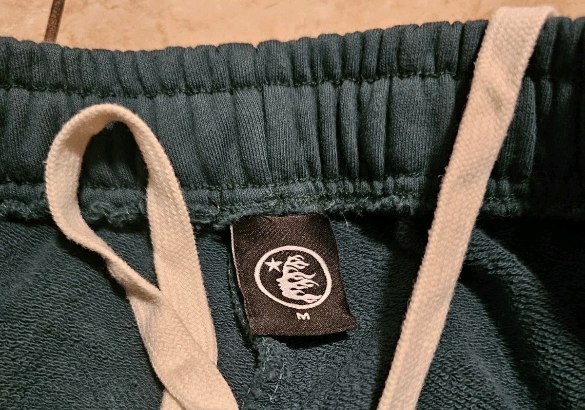 Hellstar Sweatpants Flame Flare Medium