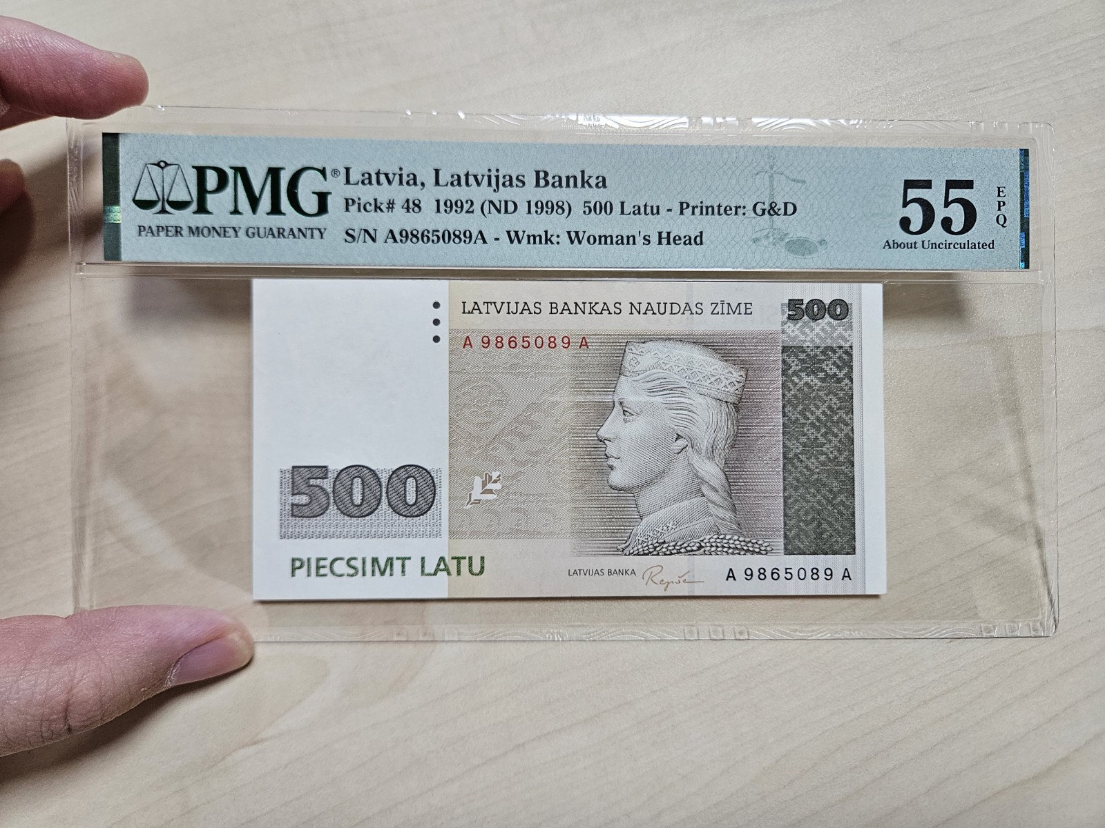 latvia 500 latu banknote