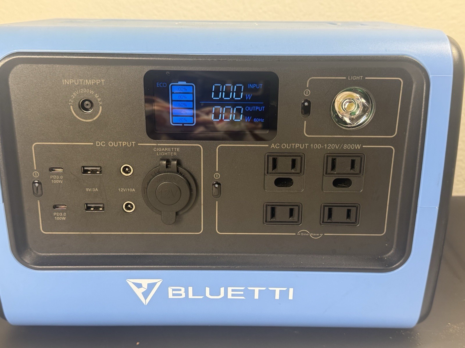 BLUETTI EB70S 800W 716Wh Portable Power Station for Outdoors + Car Cable