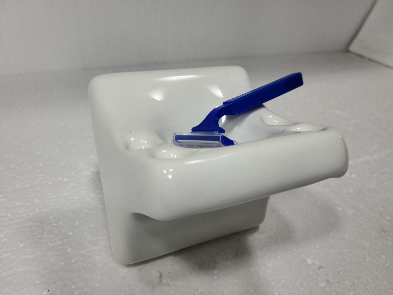 Vintage Bright White Ceramic Toothbrush Holder Tumbler Cup Tray Daltile 0190