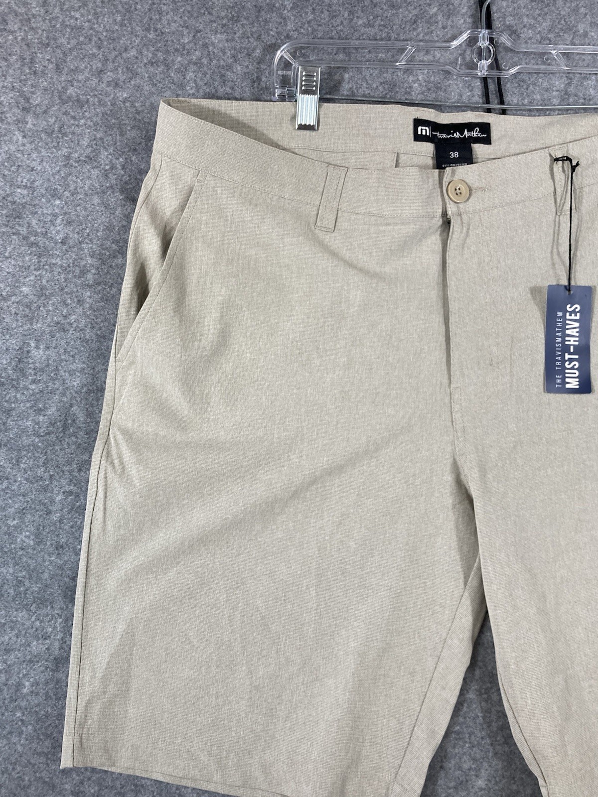 Travis Mathew Beck Golf Chino Shorts Mens 38 Khaki Stretch Wrinkle Resistant NWT