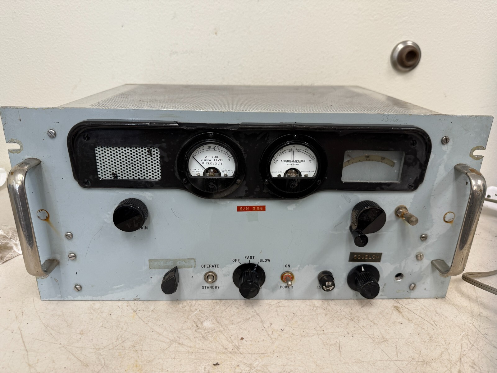Nems Clarke 1670 Series Tube Receiver | Cold War Military Radio Special Purpose