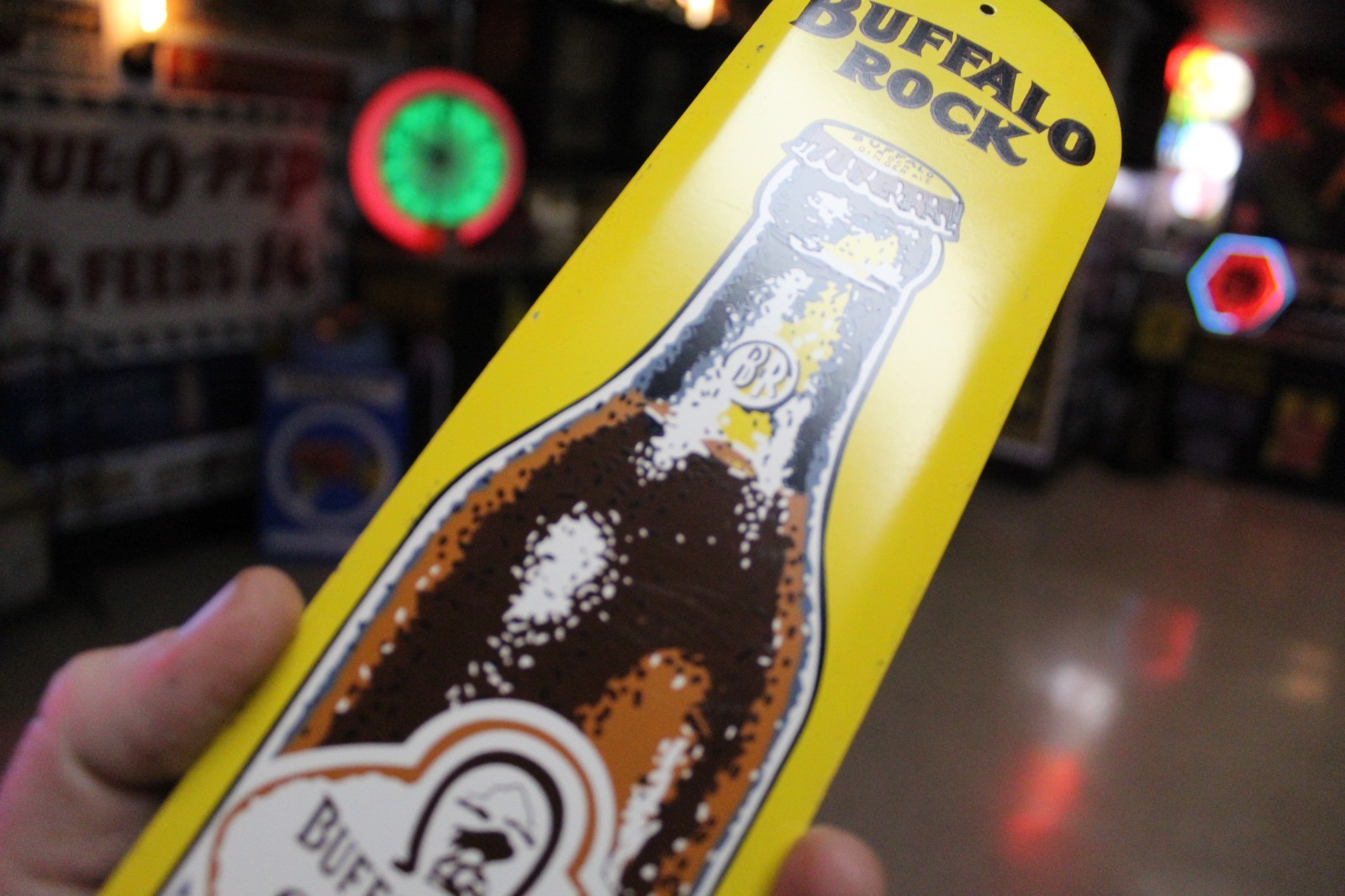 RARE 1950s BUFFALO ROCK GINGER ALE SODA STAMPED PAINTED METAL PUSH DOOR SIGN