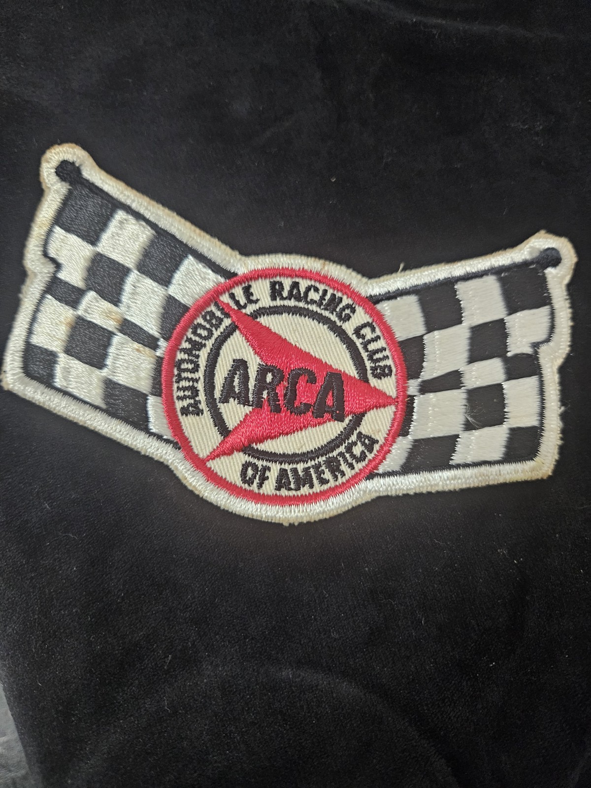 VINTAGE EMBROIDERED ARCA AUTOMOBILE RACING CLUB OF AMERICA PATCH W/CHECKERED FLA