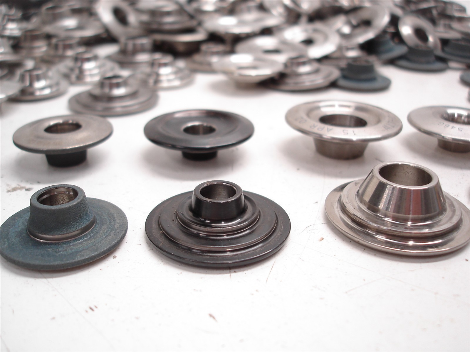 BULK 219 pcs NASCAR TITANIUM VALVE SPRING RETAINERS TOP LOCK / SUPER 7° DEL WEST