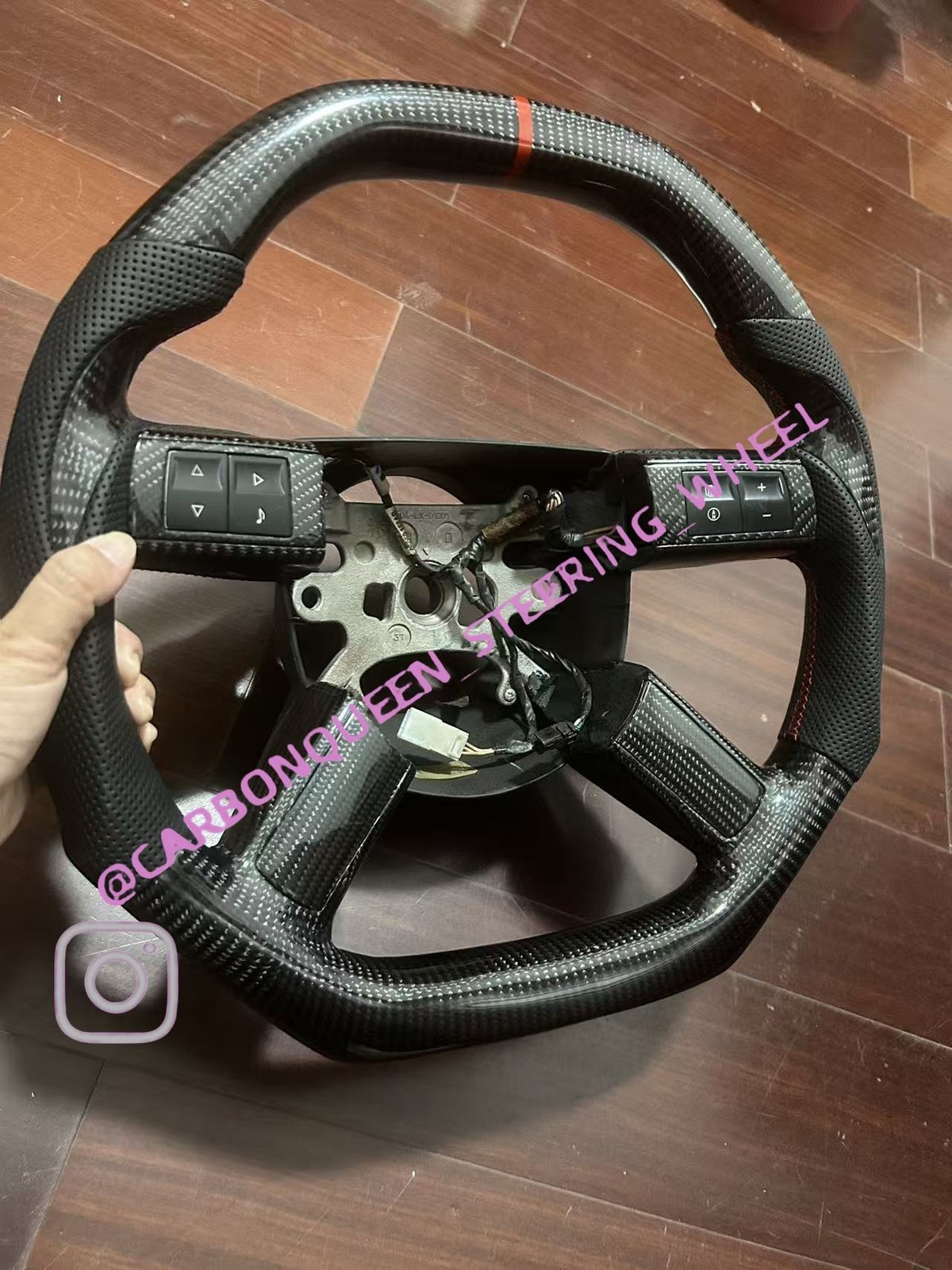REAL CARBON FIBER Steering Wheel FOR 2006 Dodge Challenger SRT8 /Chrysler