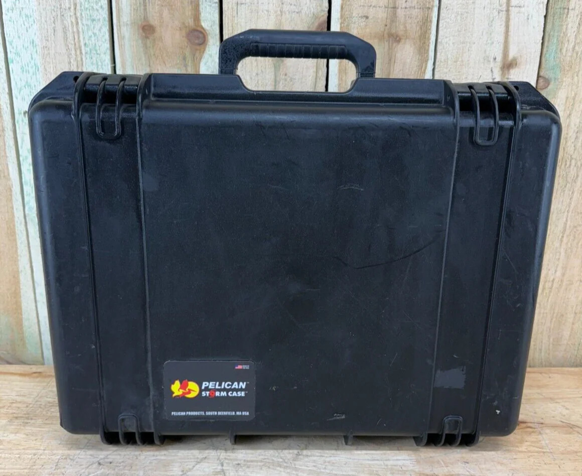 Pelican iM2600 Storm Case Waterproof Handheld W/ Holes D Grade