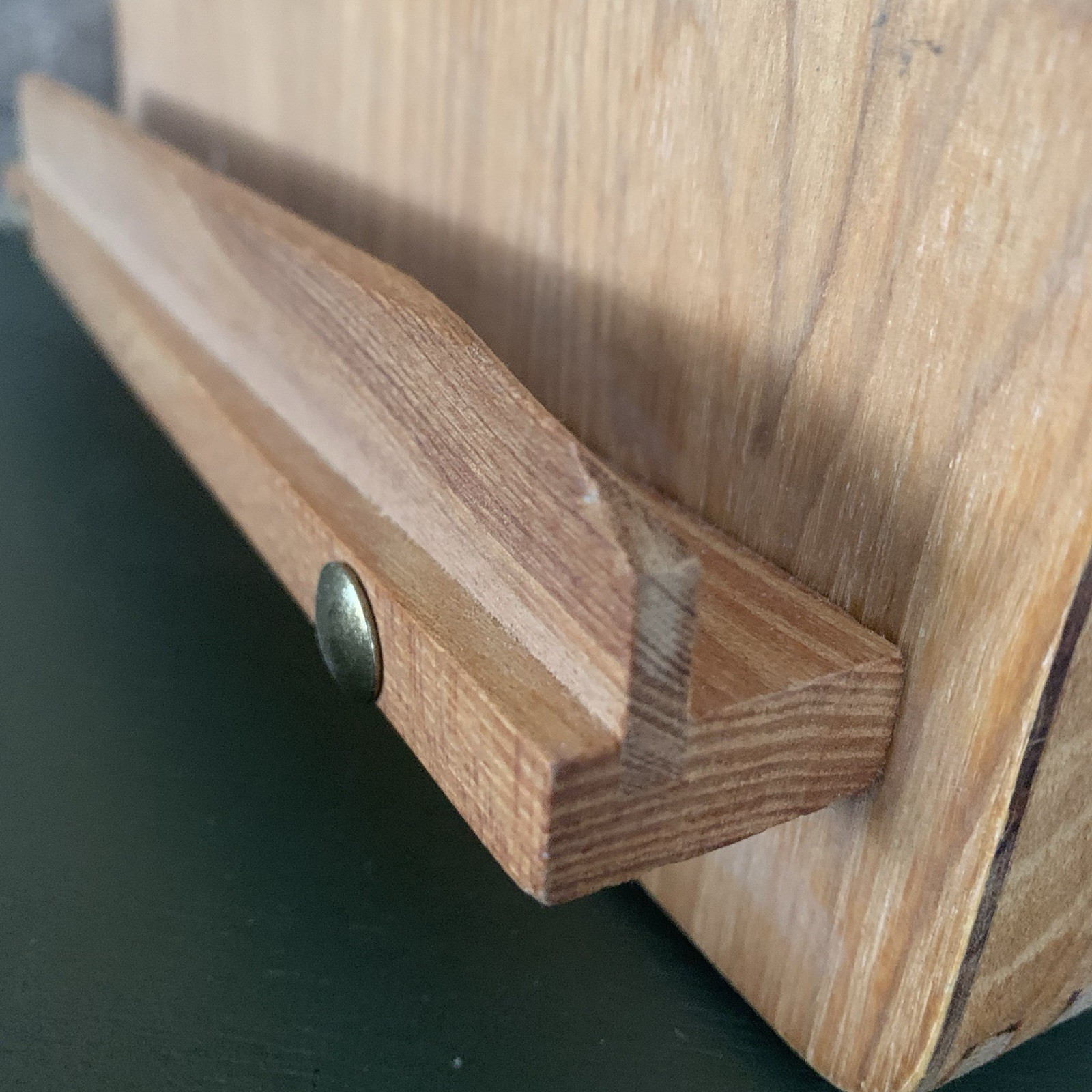 Soho Wooden Tabletop Easel Lightweight Foldable Artist Tool