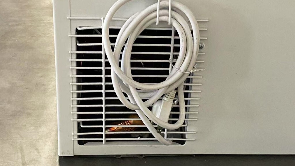 NEW -45°C Sushi Sashimi Seafood Deep Chest Freezer Low Temperature 105L 110V