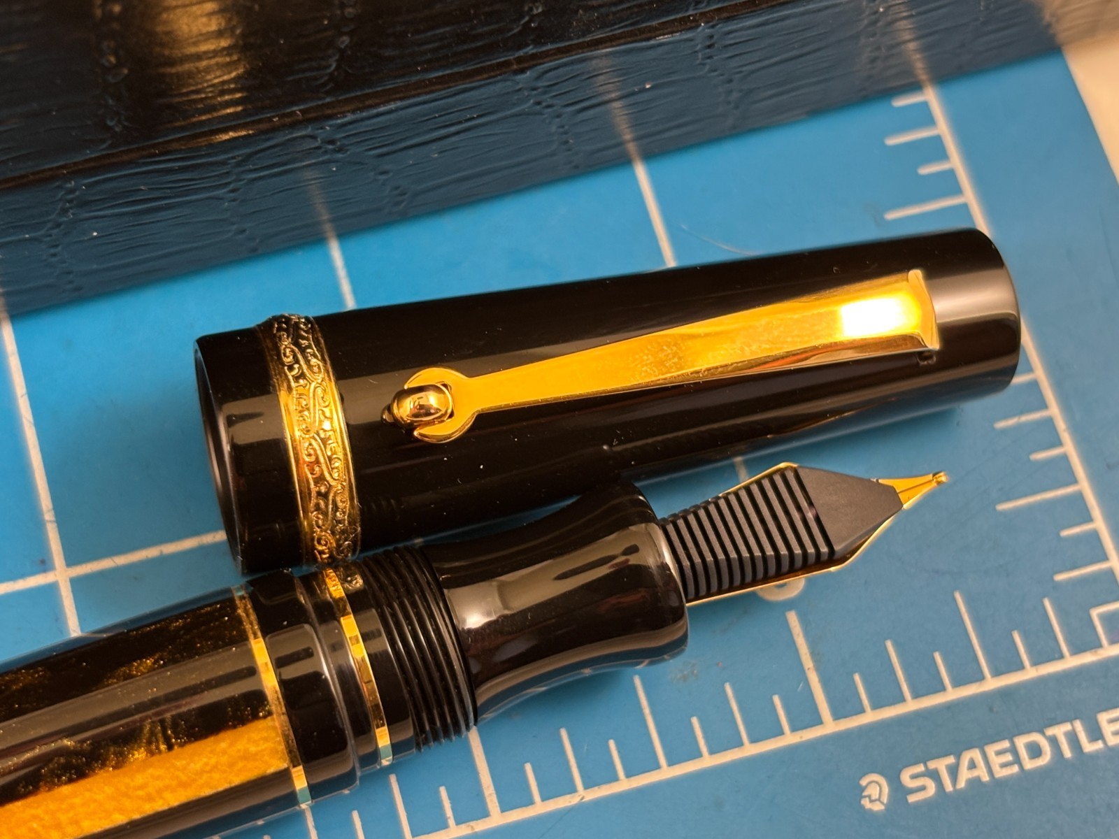 Judd's NEW Maiora Aventus Unica Black & Orange Fountain Pen w/Medium Nib