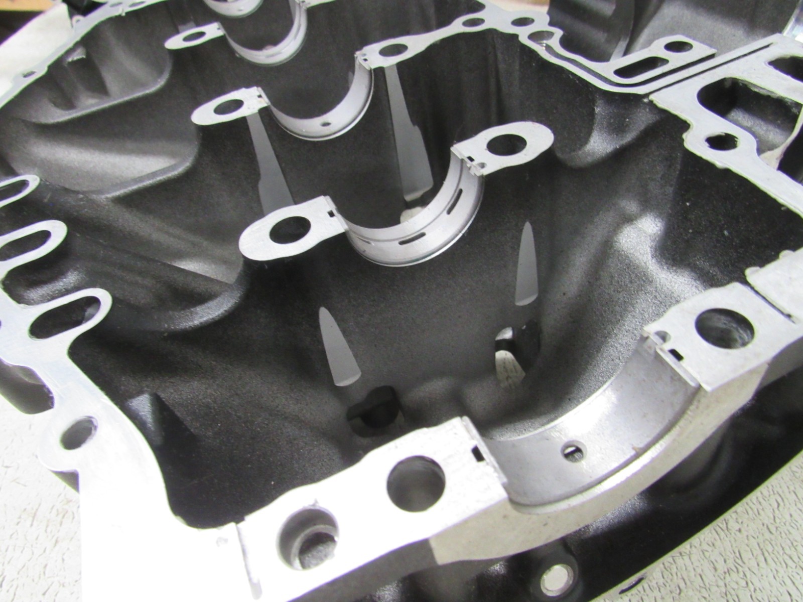 KAWASAKI NINJA ZH2 H2 ZR1000 ENGINE CASES CRANK CASE STOCK OEM #GZ27